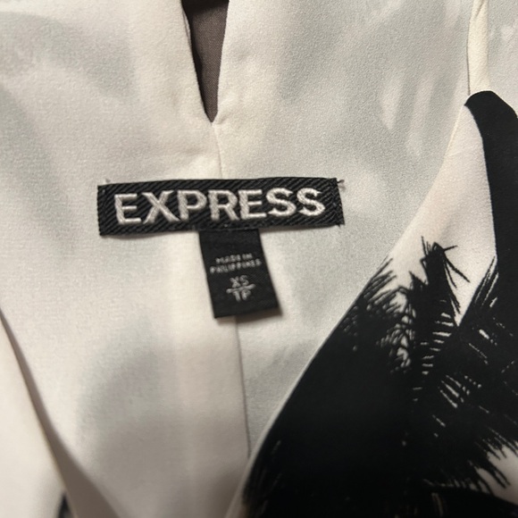 Express Black White Palm Print Tank XS - Picture 5 of 5